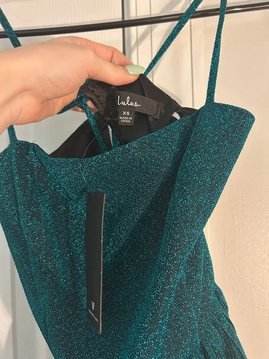 NWT lulus short green glittery dress - Picture 2 of 4
